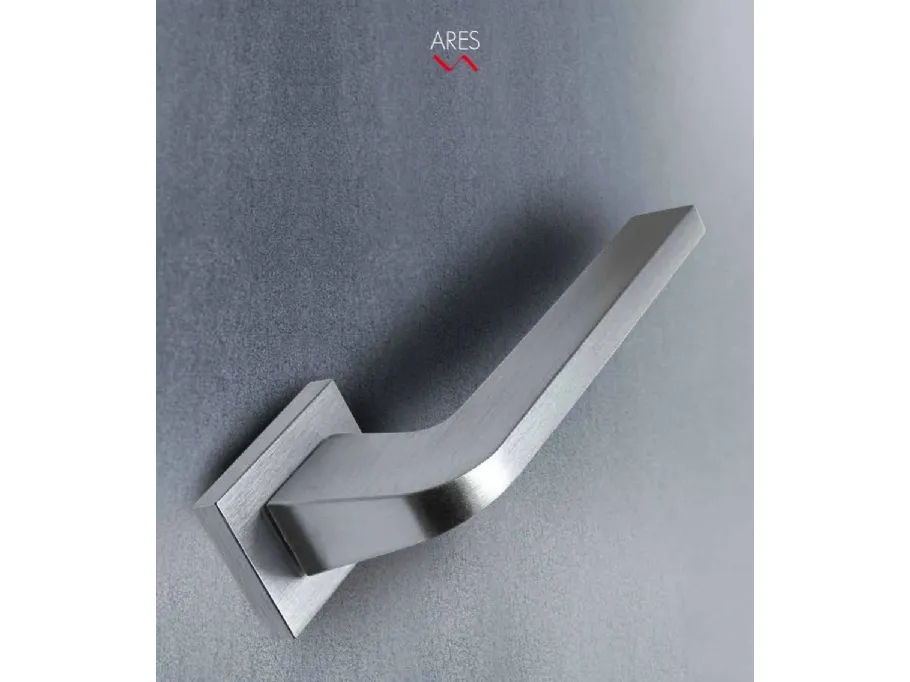 Maniglia Ares di Arieni