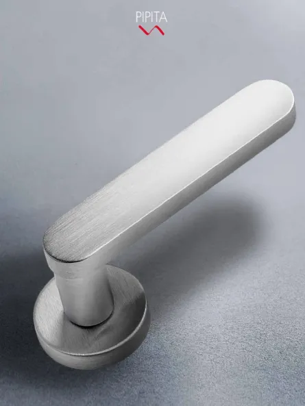 Maniglia Pipita di Arieni