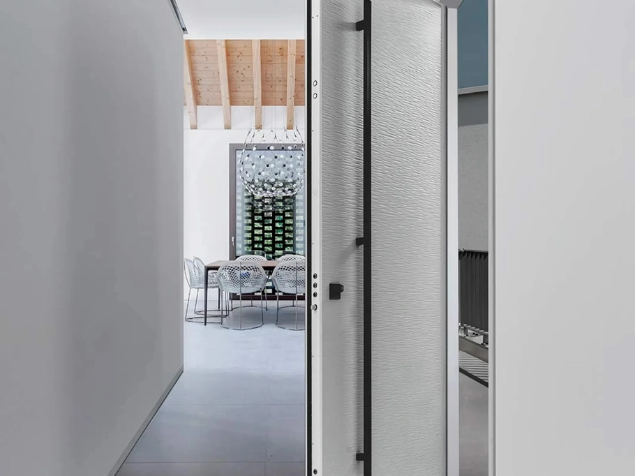 Porta blindata Giotto Alluminio Sahara di Gardesa