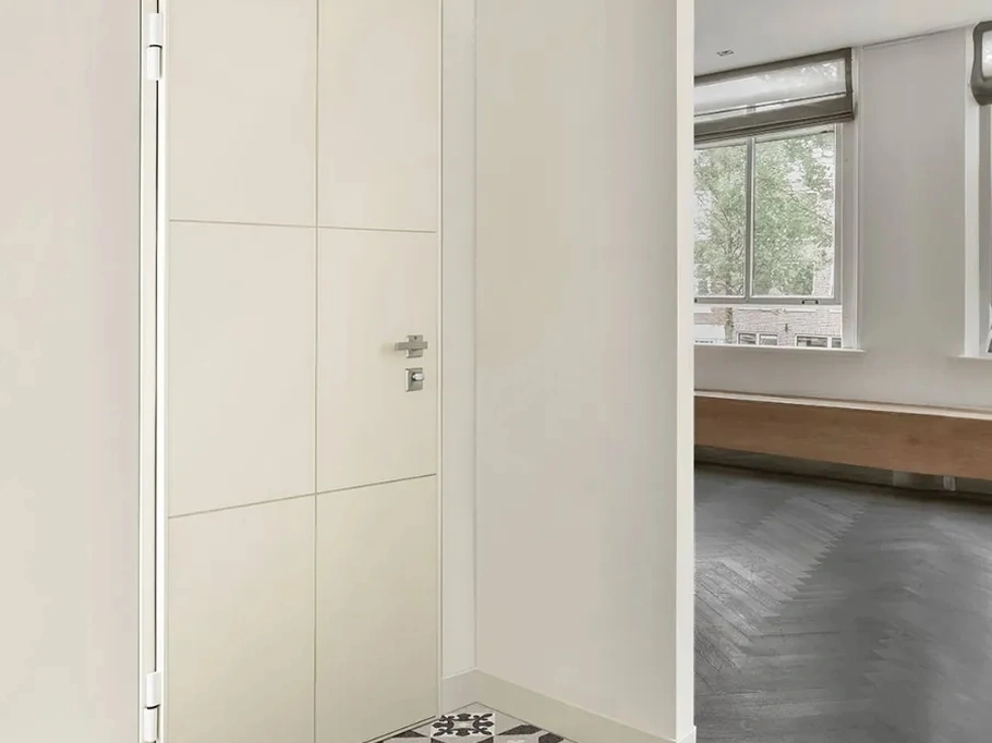 Porta blindata Solid PantoIncisa 1021 di Bertolotto