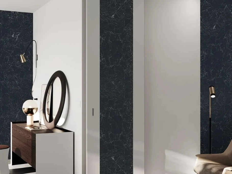 Porta per interni Fusion Madeira Nero Greco con inserto in ceramica di Bertolotto