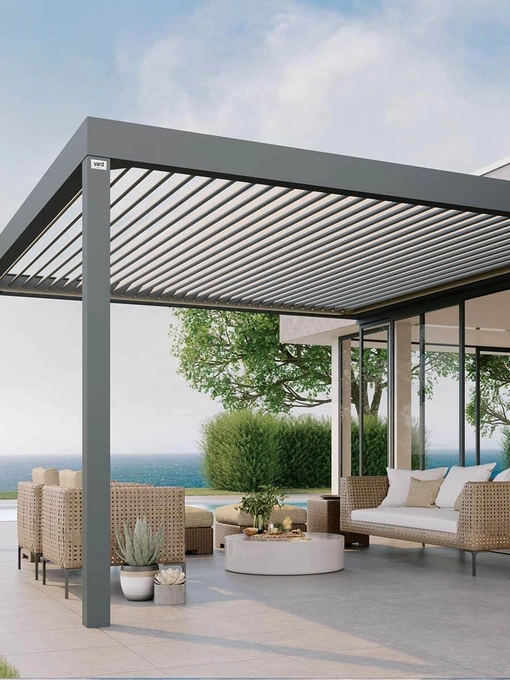 Pergola bioclimatica modulare in alluminio a lamelle orientabili Yard di Pronema